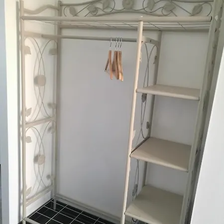 Rum i privatbostad Le Pavachon Entree Independante Piscine Familiale Chauffee, 4 Min Du Puy Du Fou *