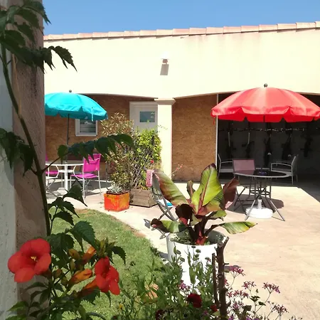 Homestay Le Pavachon Entree Independante Piscine Familiale Chauffee, 4 Min Du Puy Du Fou *