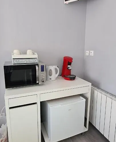 Le Pavachon Entree Independante Piscine Familiale Chauffee, 4 Min Du Puy Du Fou Les Épesses