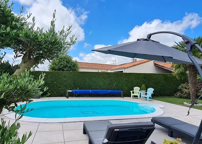 Le Pavachon Entree Independante Piscine Familiale Chauffee, 4 Min Du Puy Du Fou